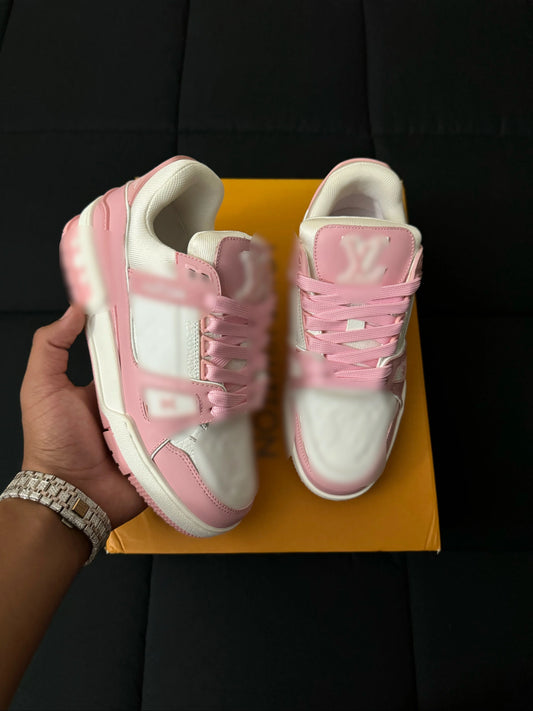 L Pink Sneakers